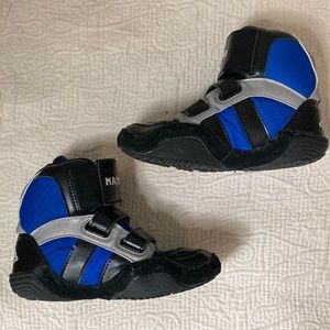 Matman wrestling shoes youth size 11 Y11 little boys little kids shoes